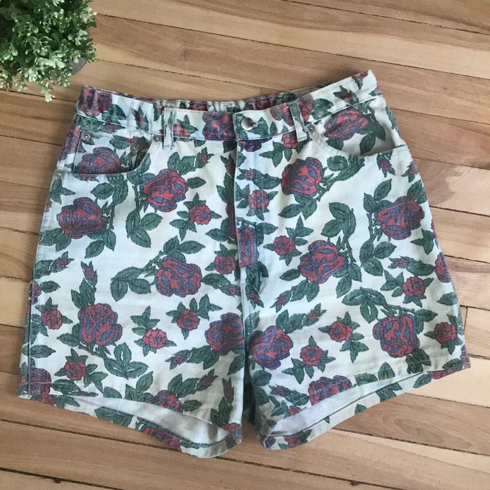 VINTAGE | Jean Floral Shorts
